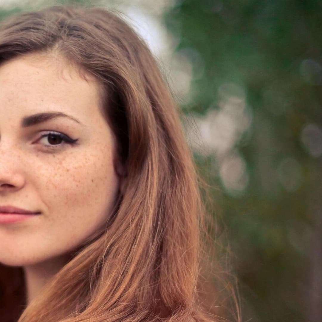 Woman looking at you, waiting for you to apply